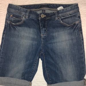 Tommy Hilfiger Size 8 Jeans shorts.